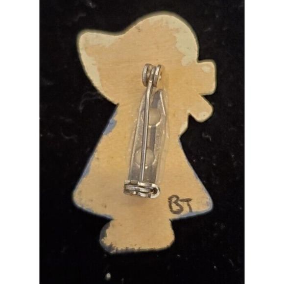 Small Sunbonnet Sue Lapel Pin Brooch Hand-made OOAK Initialed BT - Picture 2 of 7